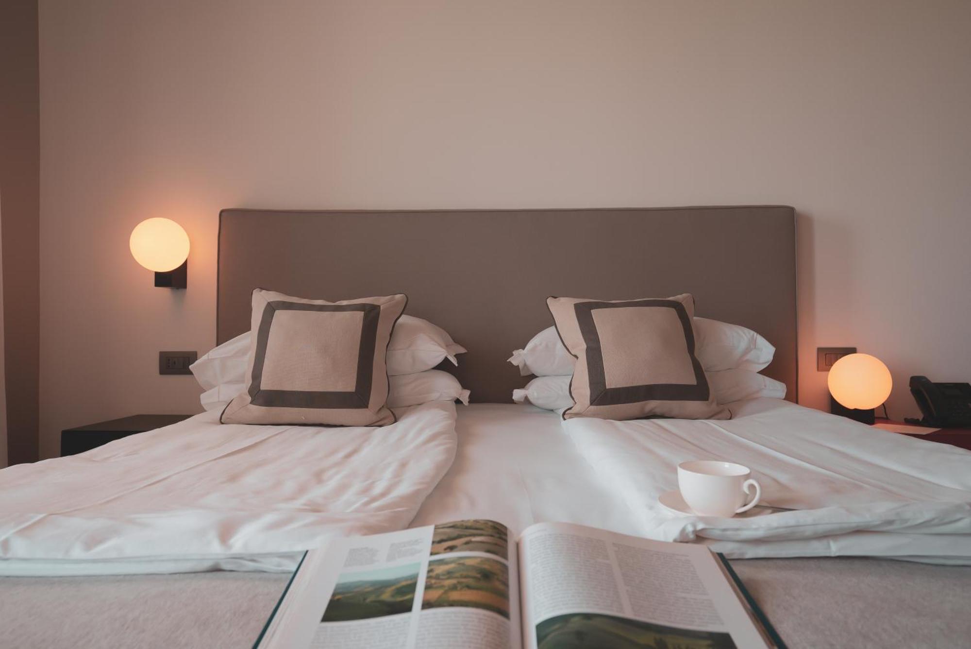 Natiia Relais - Adults Only Hotell Lazise Rum bild