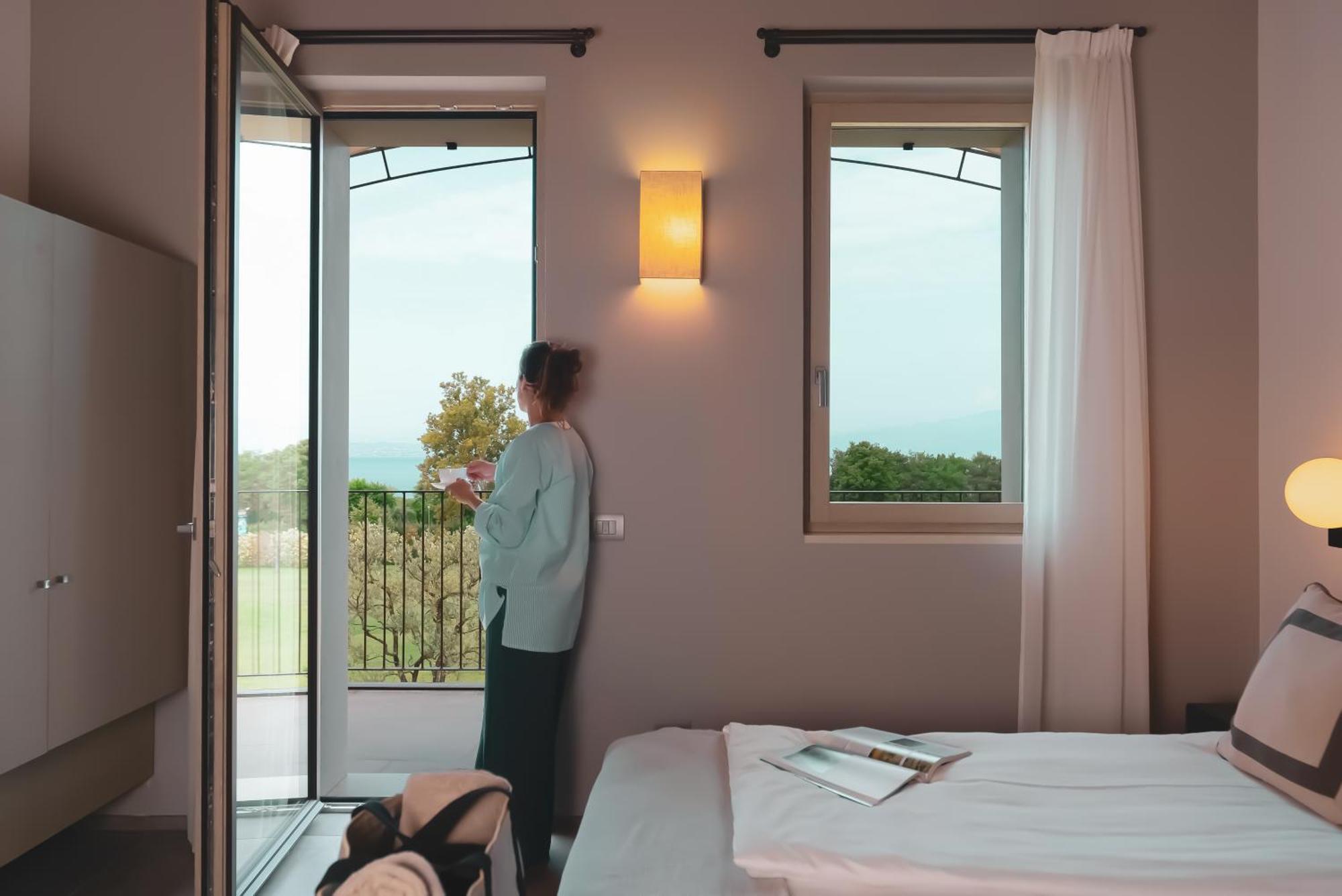 Natiia Relais - Adults Only Hotell Lazise Rum bild